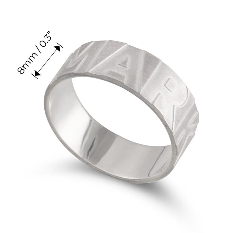 טבעת שם מותאמת אישית לגברים עם אותיות עבות